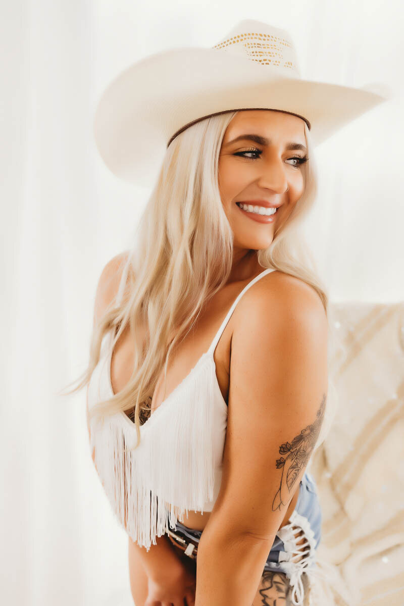 boudoir photography, boudoir photography near me, boudoir photographer, boudoir photo shoot, boudoir photos, boudoir shoot, boudoir photography Sacramento