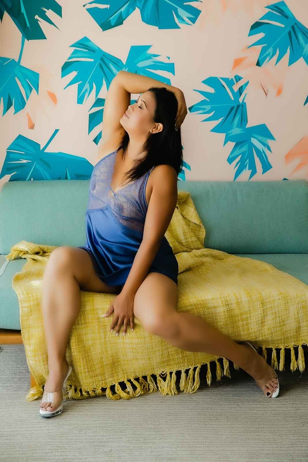 Hawaii_Luxury_Womens_Boudoir_Portrait_Studio_Boudoir_By_Olin-46