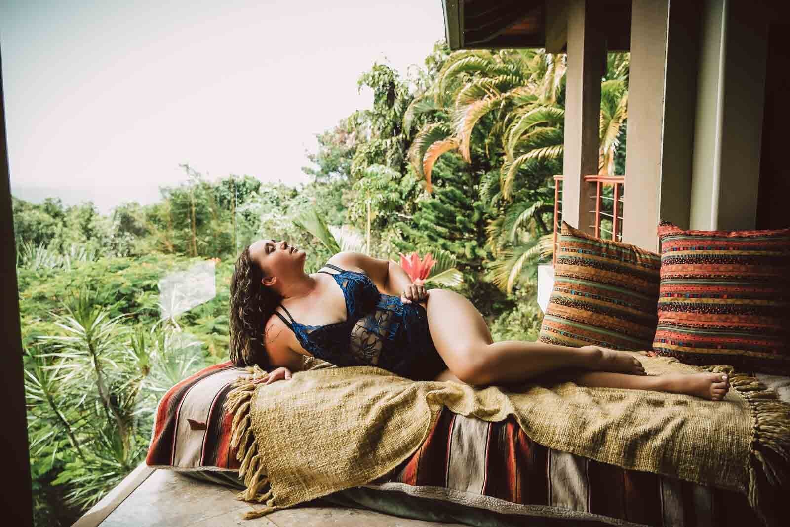 Hawaii_Luxury_Womens_Boudoir_Portrait_Studio_Boudoir_By_Olin-69