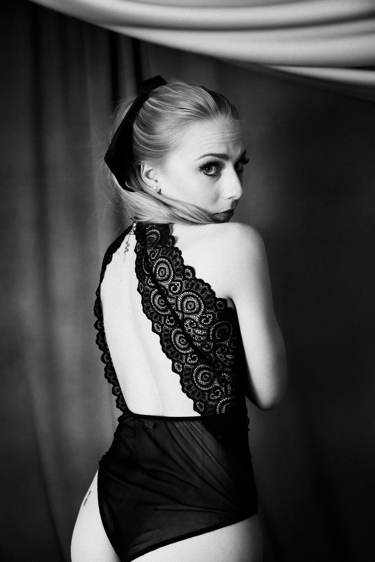 editorial boudoir, boudoir photography, boudoir photography near me, boudoir photographer, boudoir photo shoot, boudoir photos, boudoir shoot, boudoir photography Sacramento
